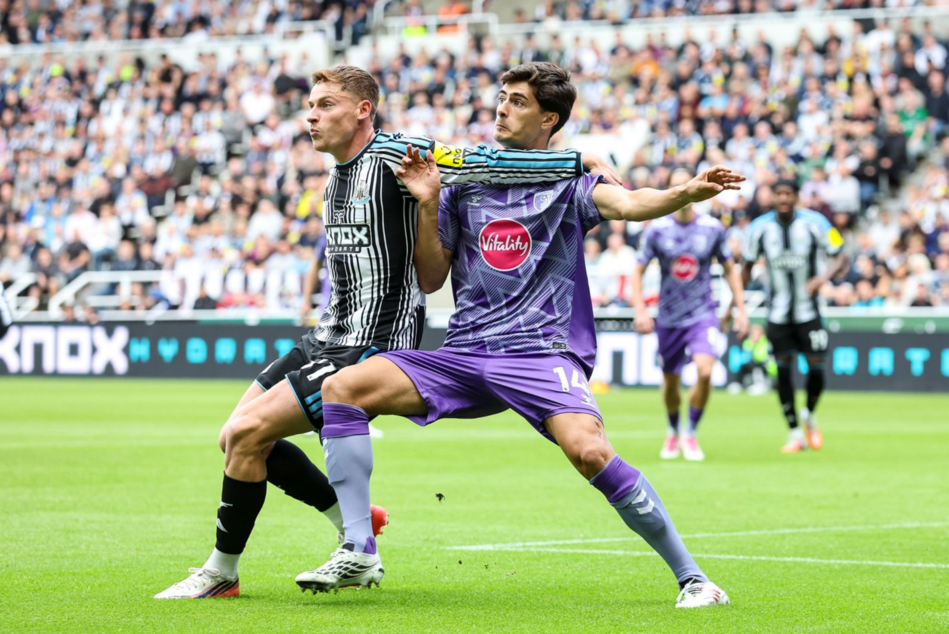 Newcastle United vs AFC Bournemouth (18:30 - 05/09)